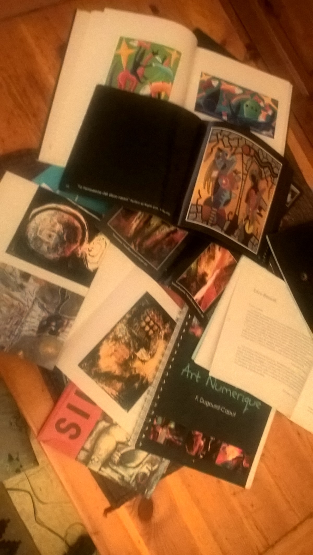 Claudia Mantelli- CATALOGHI-PIEGHEVOLI-BROCHURES CON O SENZA CRITICA/CATALOGS-FOLDING-BROCHURES WITH OR WITHOUT&nbsp;CRITICISM-